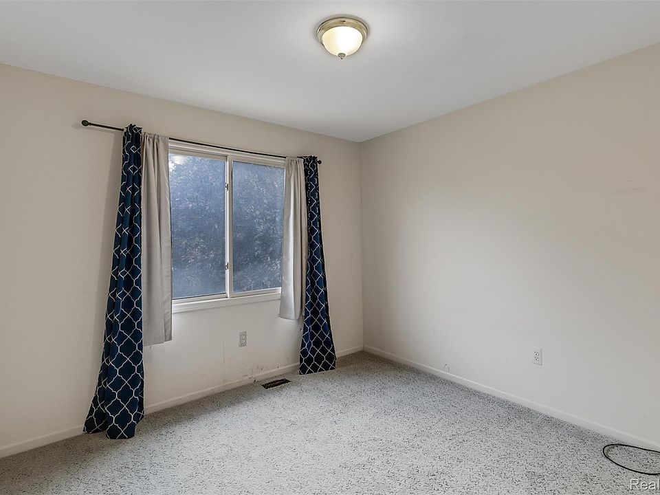 750 Clairpointe Woods Dr, photo 25