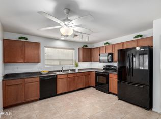931 W Cedar Tree Dr, San Tan Valley, AZ 85143