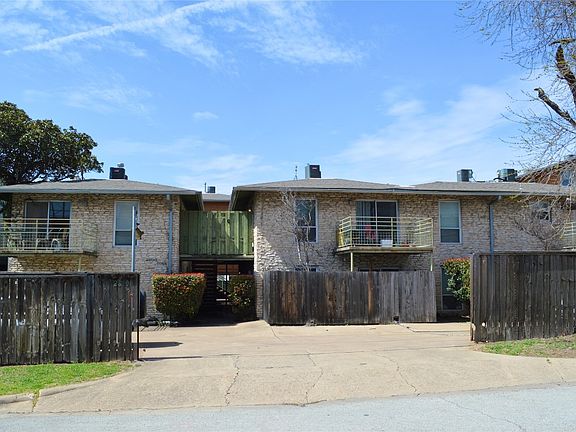 3rd image of 2800 Cole St #2800206C
