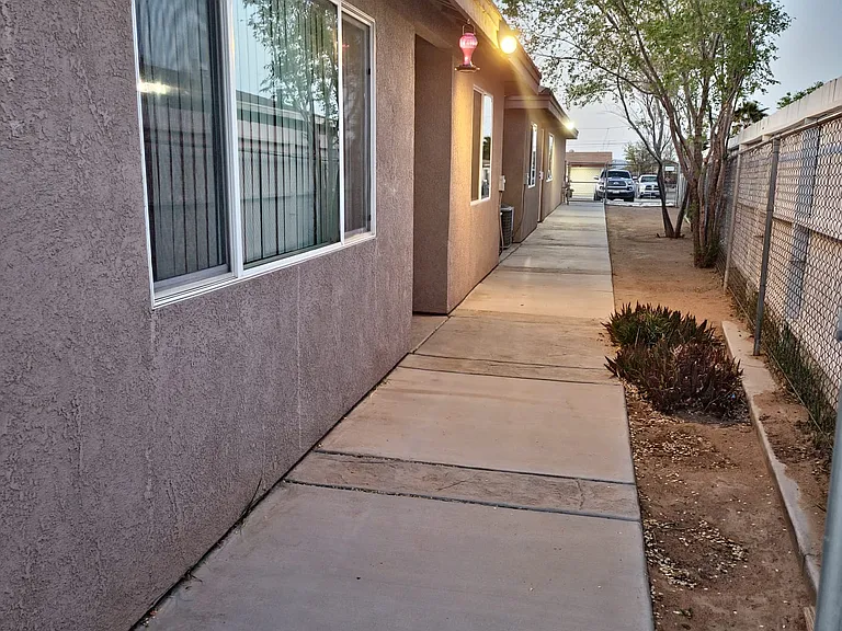 16475 Vine St #A — Photo 5