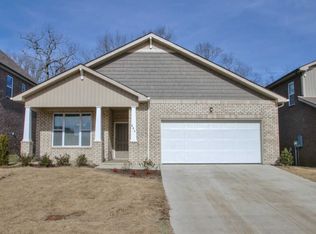 806 Carnation Dr, Smyrna, TN 37167