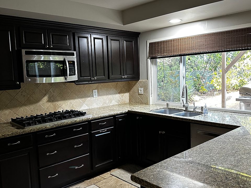 1st image of 206 N Venado Ave