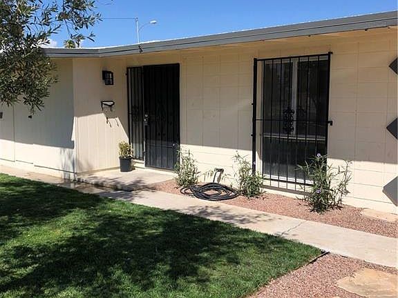 3rd image of 1504 La Jolla Ave