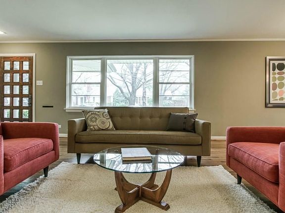 5th image of 1322 Eastus Dr