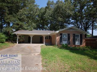 4 Holly Hill Rd, Little Rock, AR 72204