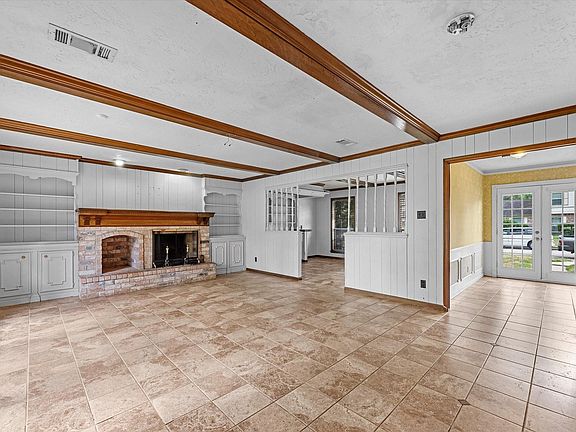 5th image of 714 Lodgehill Ln