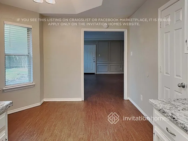3217 Brooke St — Photo 6