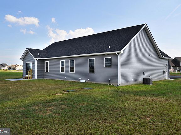 5th image of 22940 Deep Creek Dr