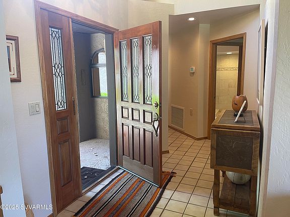 5th image of 252 Canyon Mesa Drive
