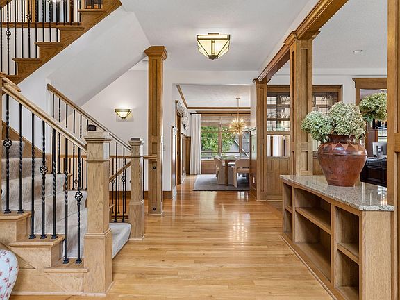 4th image of 5055 Highview Pl