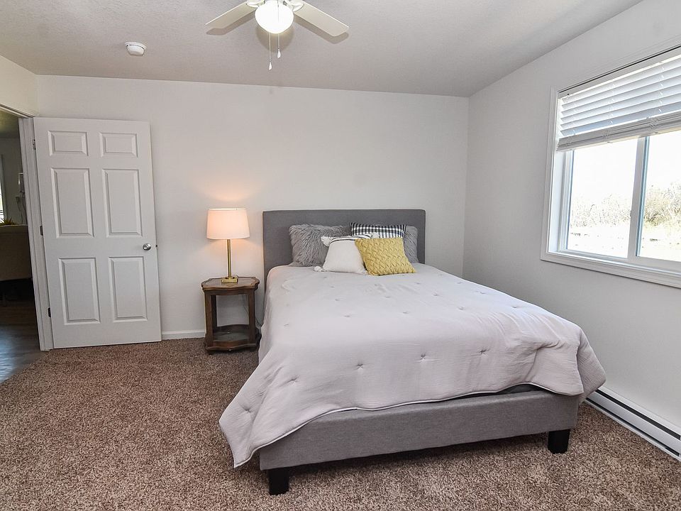 1st image of 1601 Ellis Dr #1774
