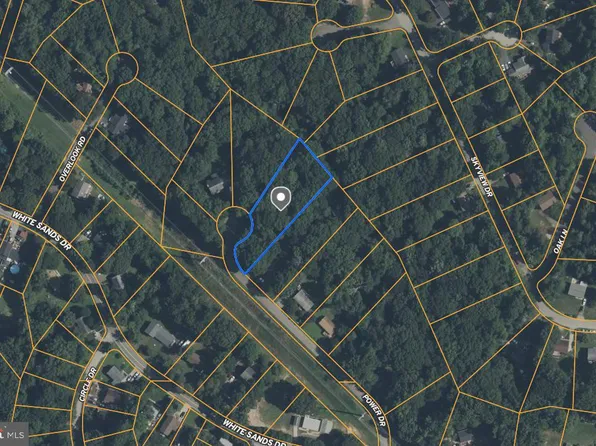 8248 Power Dr, Lusby, MD 20657