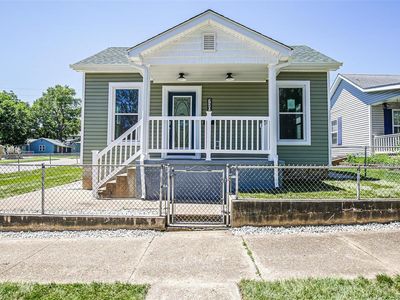 720 S 2nd St, De Soto, MO, 63020