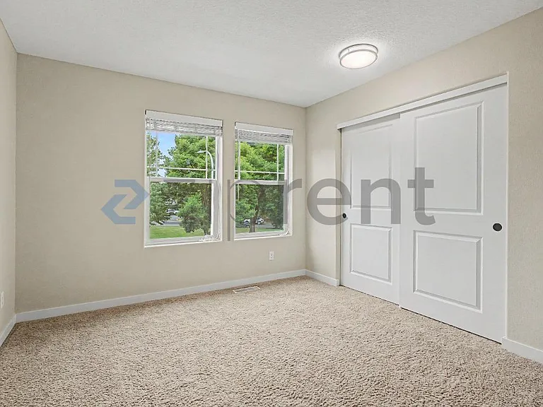 28623 Greenway Dr — Photo 24