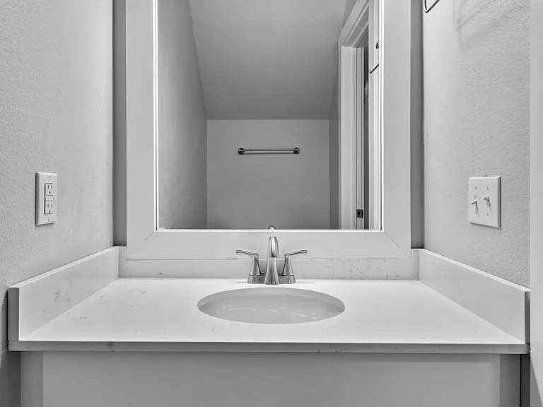 2674 E Kantz Dr — Photo 15