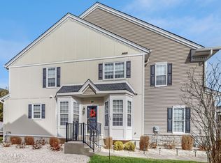 20 Brookfield Dr, Jackson, NJ 08527