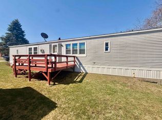 9 Billings Mobile Manor, Rutland City, VT 05701