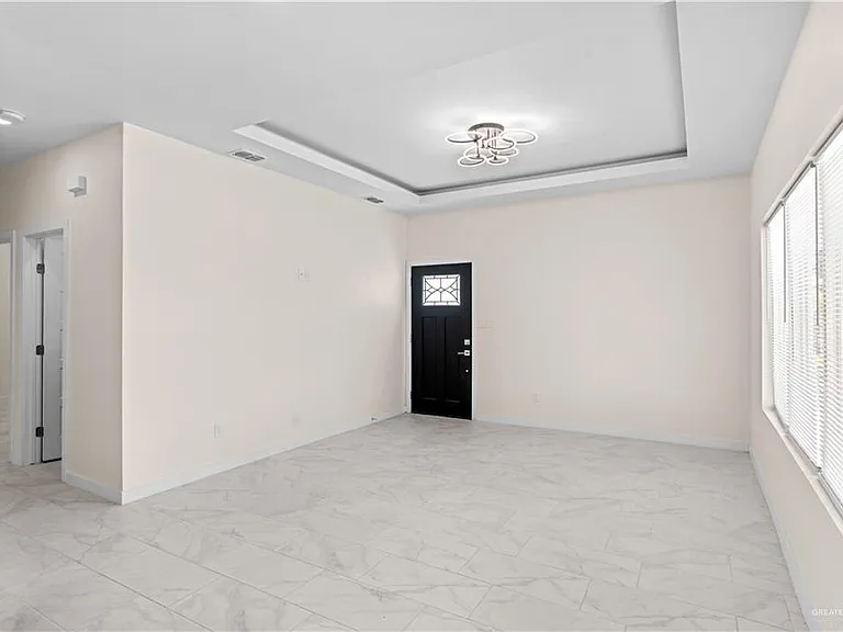 503 Sparrow Rd #1 — Photo 3
