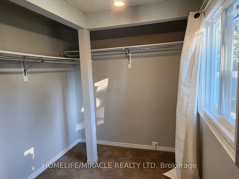 264 Wright Cres — Photo 15