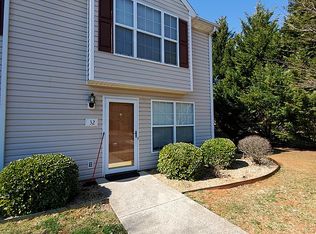 32 Honeysuckle Ct, Lynchburg, VA 24502