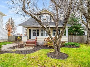 294 Lawn St, Geneva, OH 44041