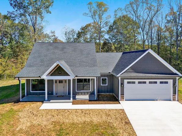 200 Cambridge Ct, Hardy, VA 24101
