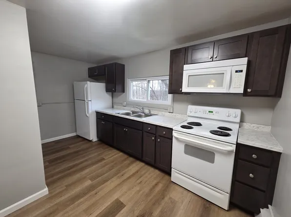 633 Wooster Rd #11, Mount Vernon, OH 43050