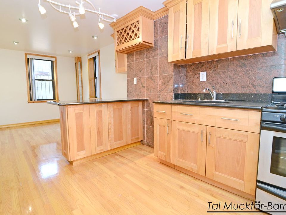 1st image of 17 Ludlow St APT C