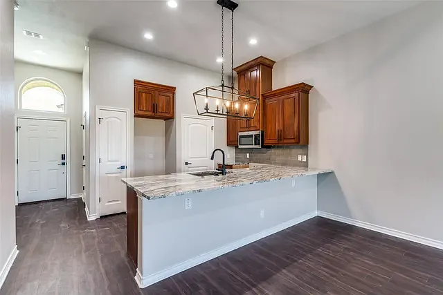 301 Navarro Way #301 — Photo 4