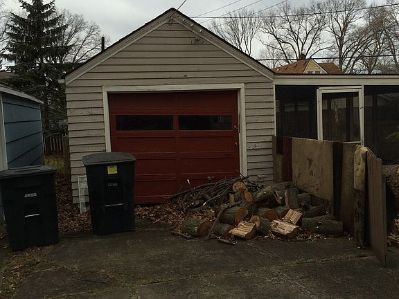 3rd image of 578 Willard Ave SE