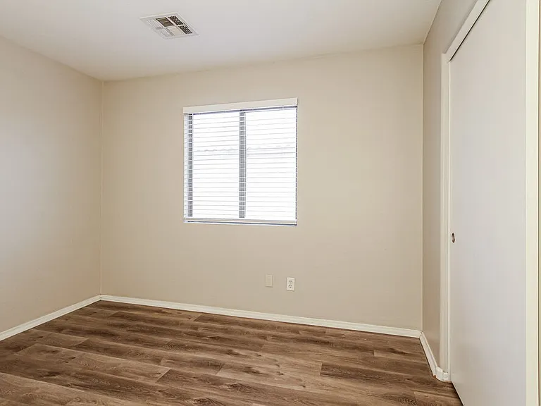 14973 W Port Au Prince Ln — Photo 12