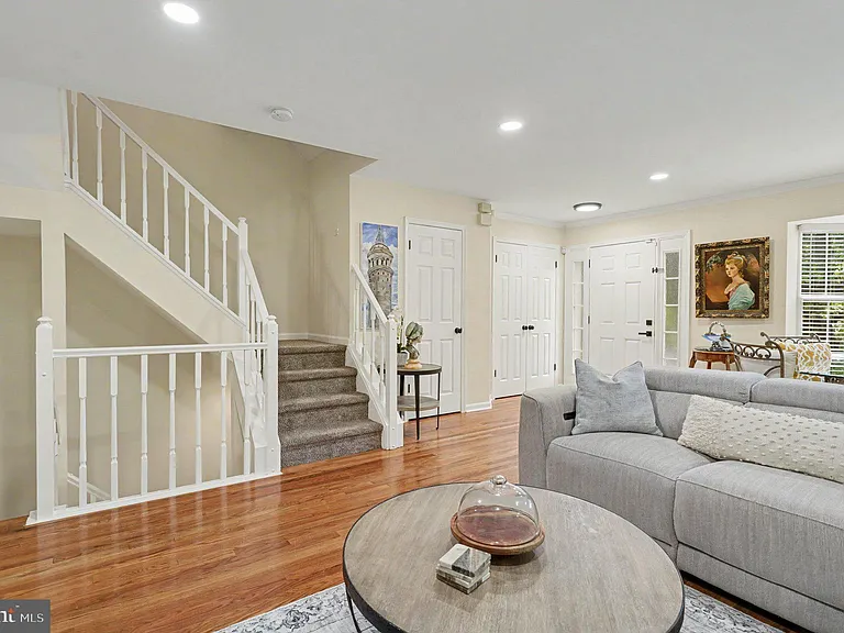 20 Culmore Ct — Photo 6