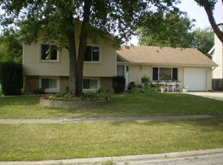 5210 Keene Ln, Hanover Park, IL 60133