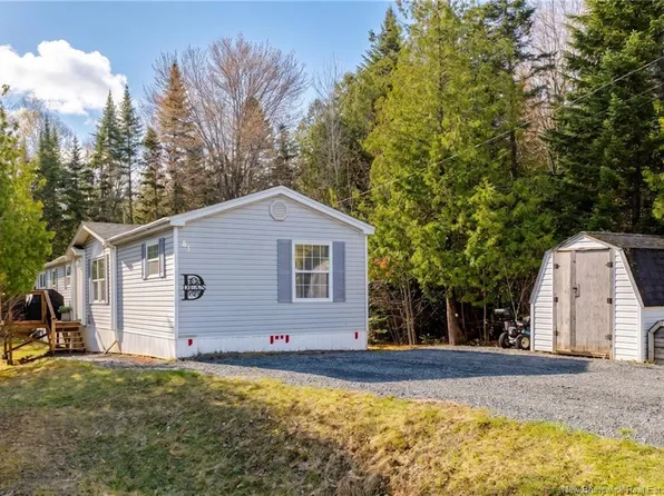 81 McCain Dr, Lincoln, NB E3B 9E3