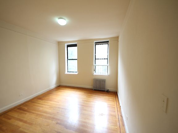2nd image of 348 E 92nd St APT 3A