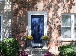 2074 Stratford Ct, Loveland, OH 45140