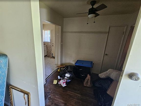5th image of 137 Wiegel Dr