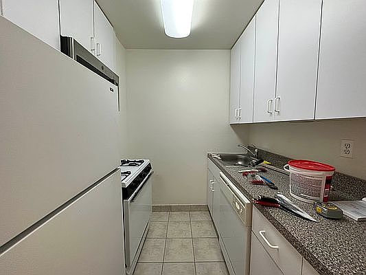 3rd image of 75-20 113th St #2J