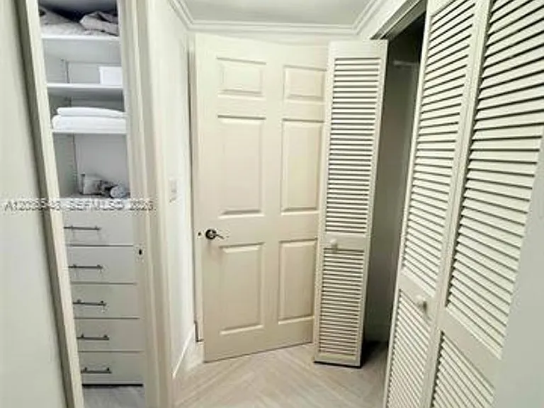 2951 S Bayshore Dr #316 — Photo 9