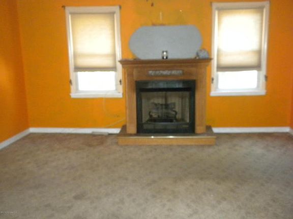 2nd image of 692 Monmouth Ave