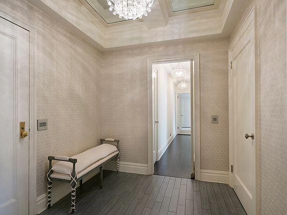4th image of 70 E 77th St APT 8A