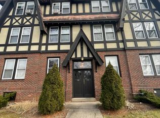 28 Whitney St #104, Hartford, CT 06105
