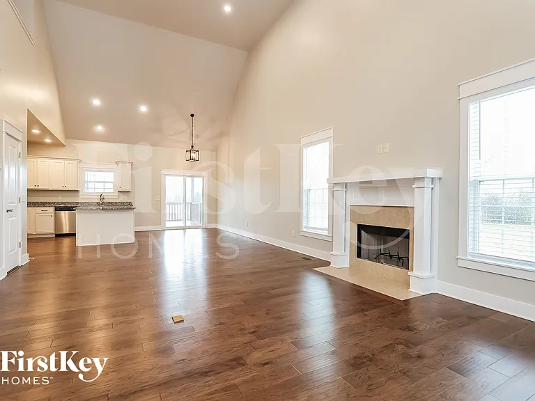 1072 Harper Dean Way — Photo 4