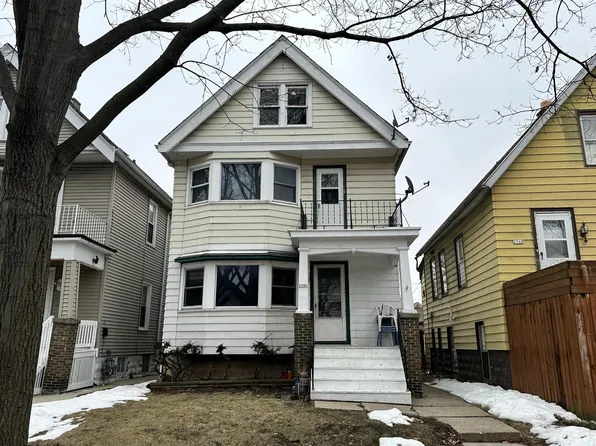 2946 South 14th STREET, Milwaukee, WI 53215