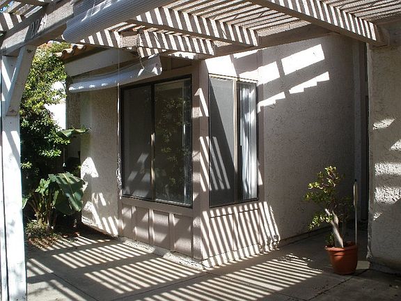 2nd image of 2239 Birchdale Dr