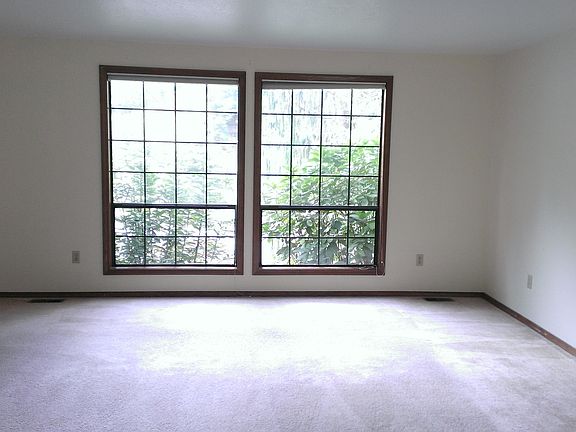 3rd image of 3838 166th Ave SE