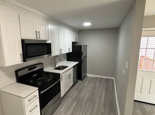 764 Main St UNIT 201, Antioch, IL 60002