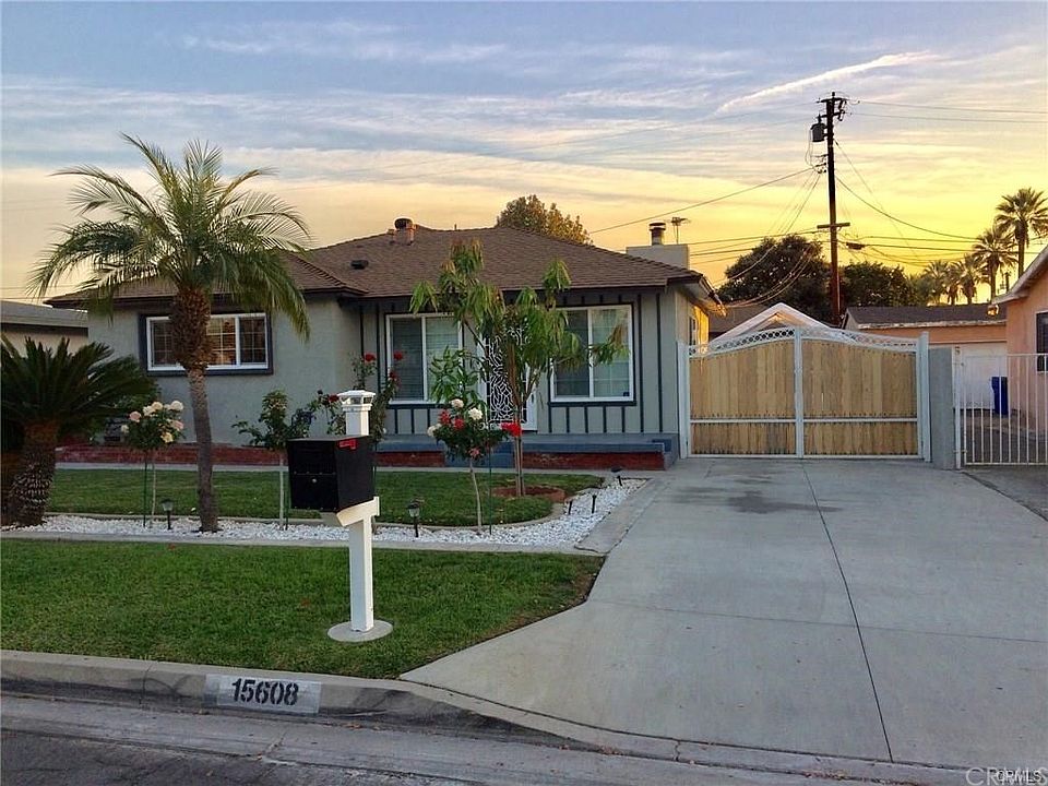 1st image of 15608 E Grovecenter St