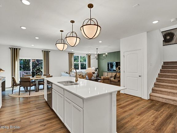 5th image of 6801 Oak Rock Dr