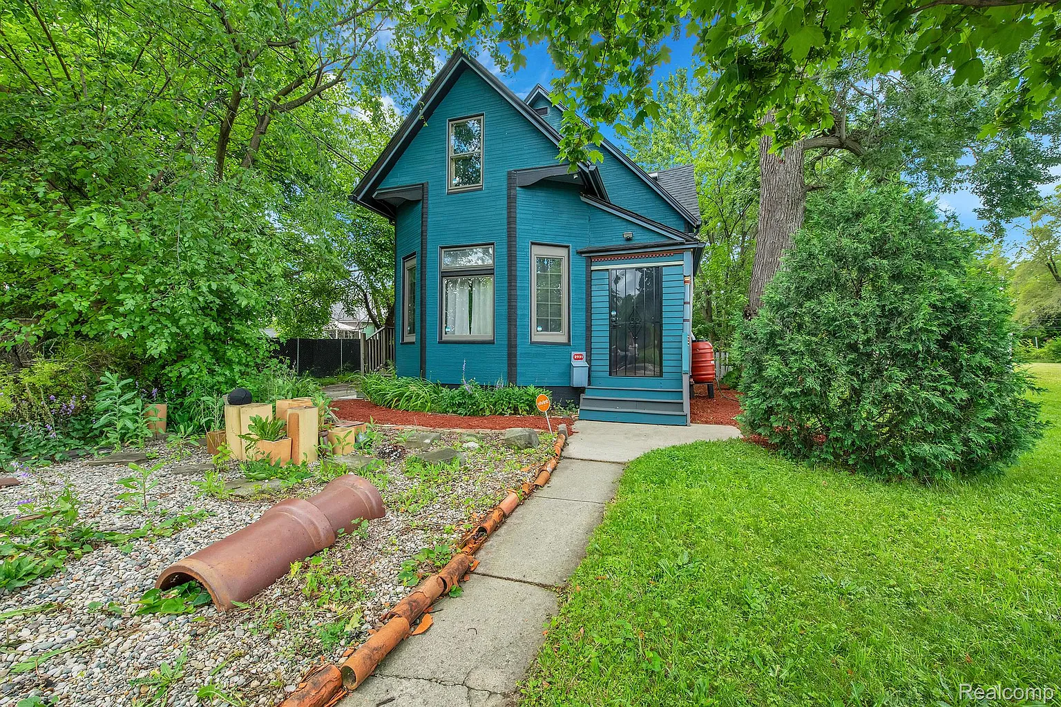 2931 Poplar St photo 1